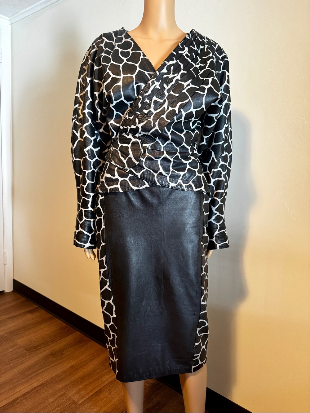 Vintage 80s Animal Print Leather Jacket and Skirt Set - Jean Claude Jitrois copy